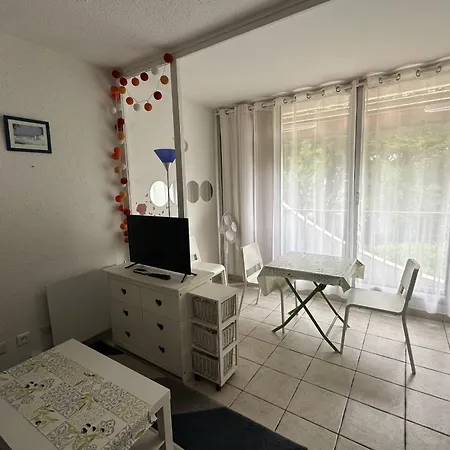 Apartment Beautiful In A Wooded La Grande-Motte